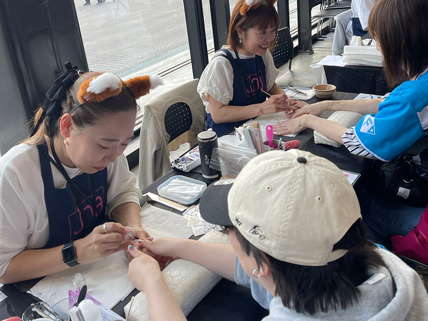 エスコンフィールドHOKKAIDOでネイル体験