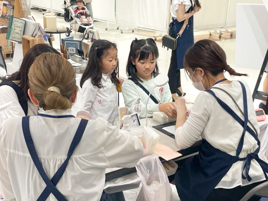 福岡天神でのネイル体験