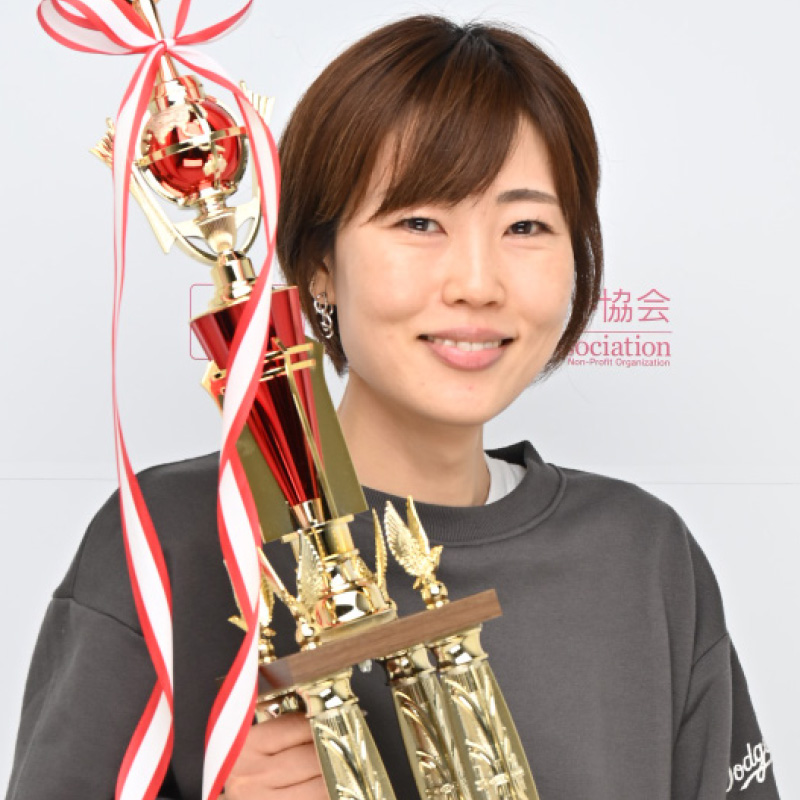 プロフェッショナル部門 ネイルケア [P1] 3位