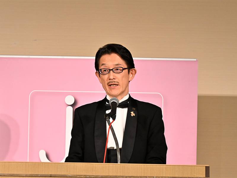 スクール委員長: 鈴木政信